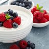 greek yogurt with berries